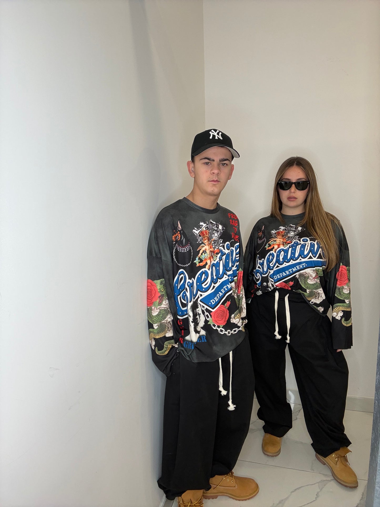 LONGSLEEVE ROSES BY CREATIVE