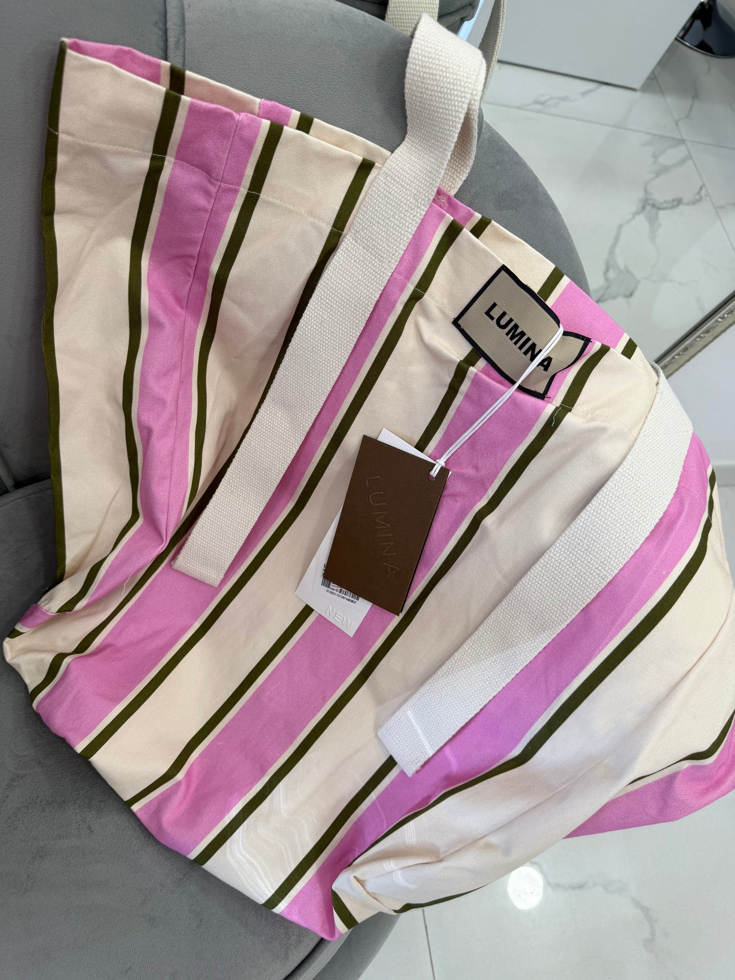 BAG BY LUMINA