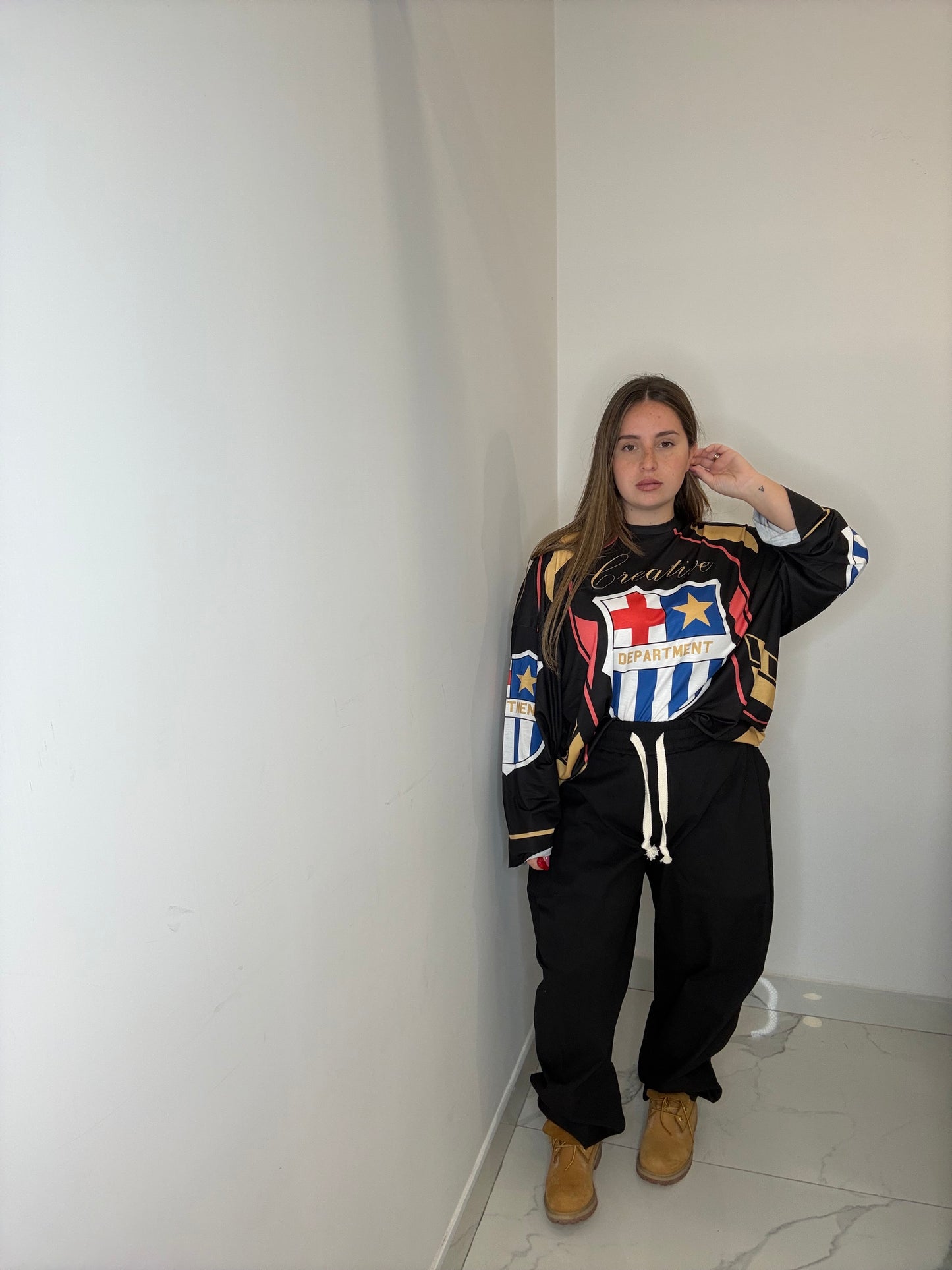 LONGSLEEVE PARIS BY CREATIVE