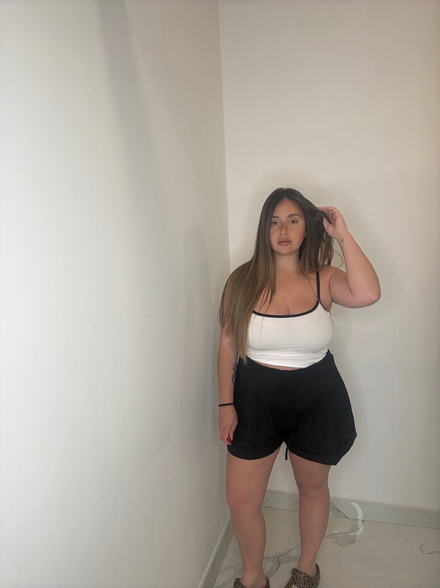 SHORT DESTY